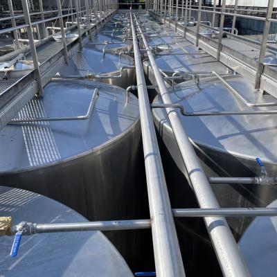 Montarea țevilor din inox și metal negru